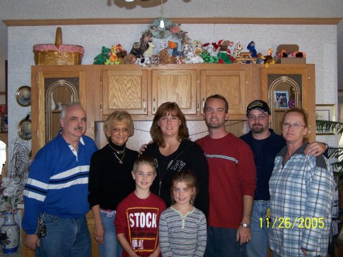 2005 (back row) Fred, Linda, Diane, Brad, Ted, Teresa (front row) Kade, Kennedy (Brad & Dianes kids).jpg