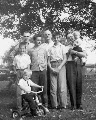 Dale Jeff Tim Jim Roy Fred Jerry & Elwin 1963.jpg