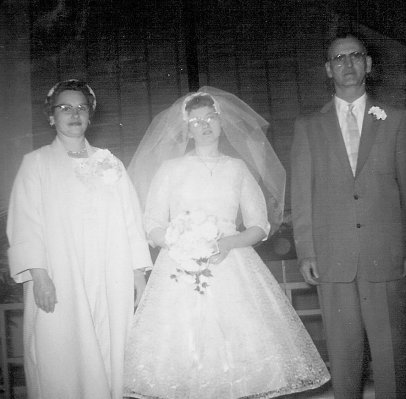 1959 Wedding Kay Mary & Roy.jpg