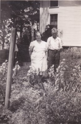 Bessie (Clark) & Fred Patterson.jpg