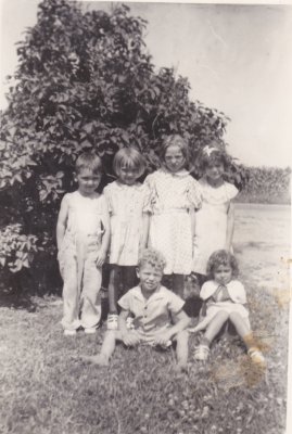 Dale & Fay with Patterson Cousins.jpg